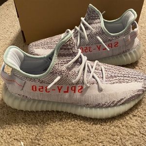Yeezy Boost 350 v2 blue tint size 11.5 PADS
